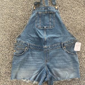 Isabel maternity overall shorts